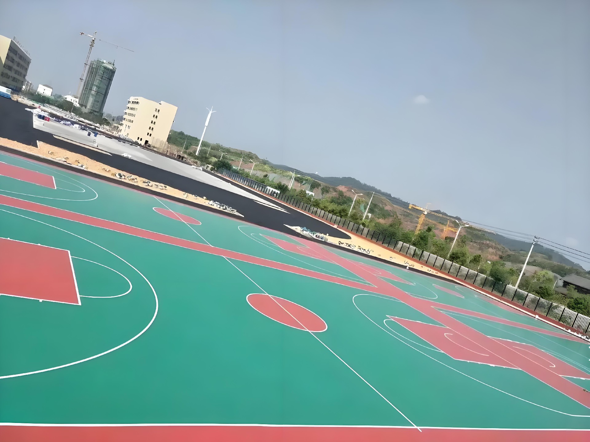 硅PU籃球場
